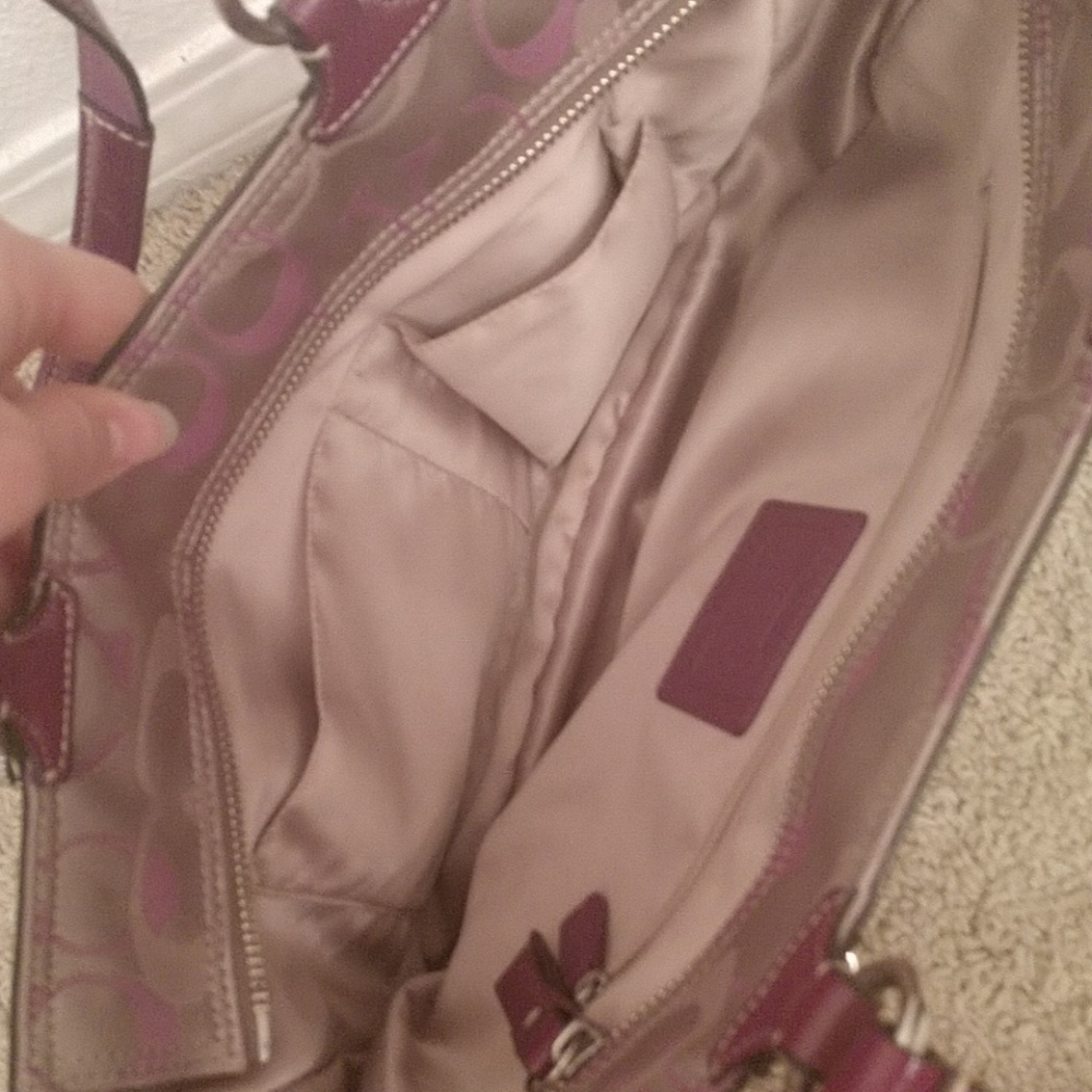 Coach purse - Picture 7 of 8